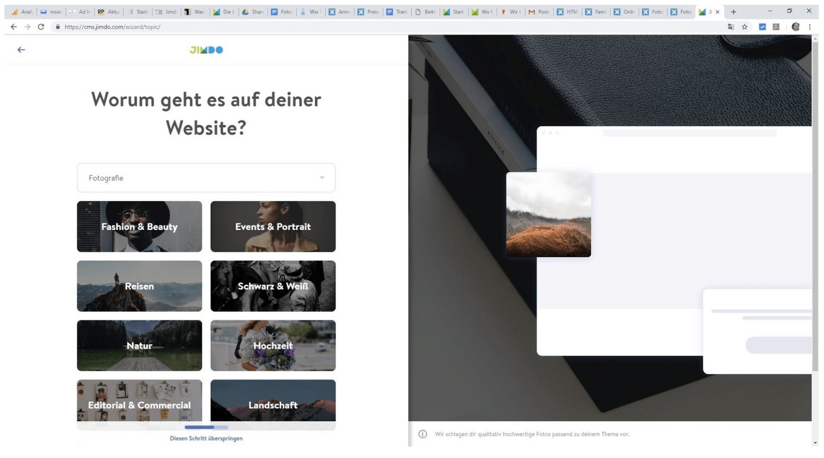Bei Jimdo Dolphin wählen Sie nicht zwischen konkreten Design-Vorlagen aus, sondern geben das Thema Ihrer Website an. Anschließend erhalten Sie automatisch ein passendes Template.